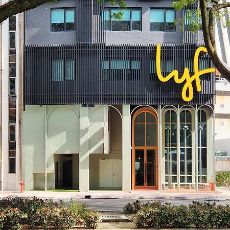 Lyf Chinatown Kuala Lumpur Hotel Exterior photo